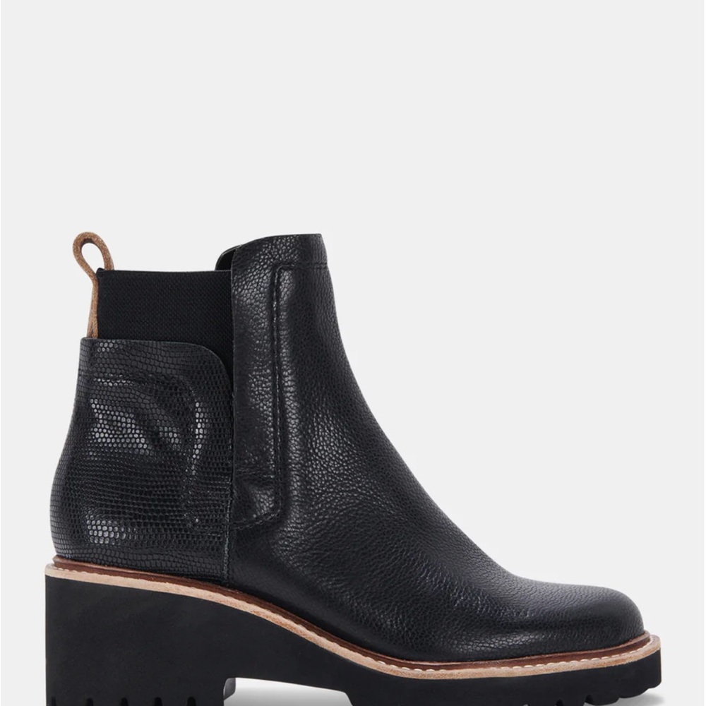 Dolce Vita Textured Black Ankle Booties